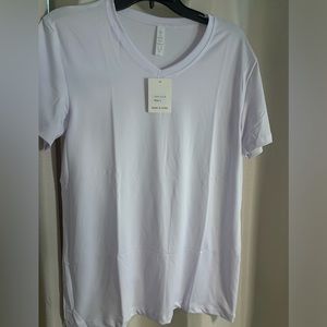 Lavento T-shirt size large